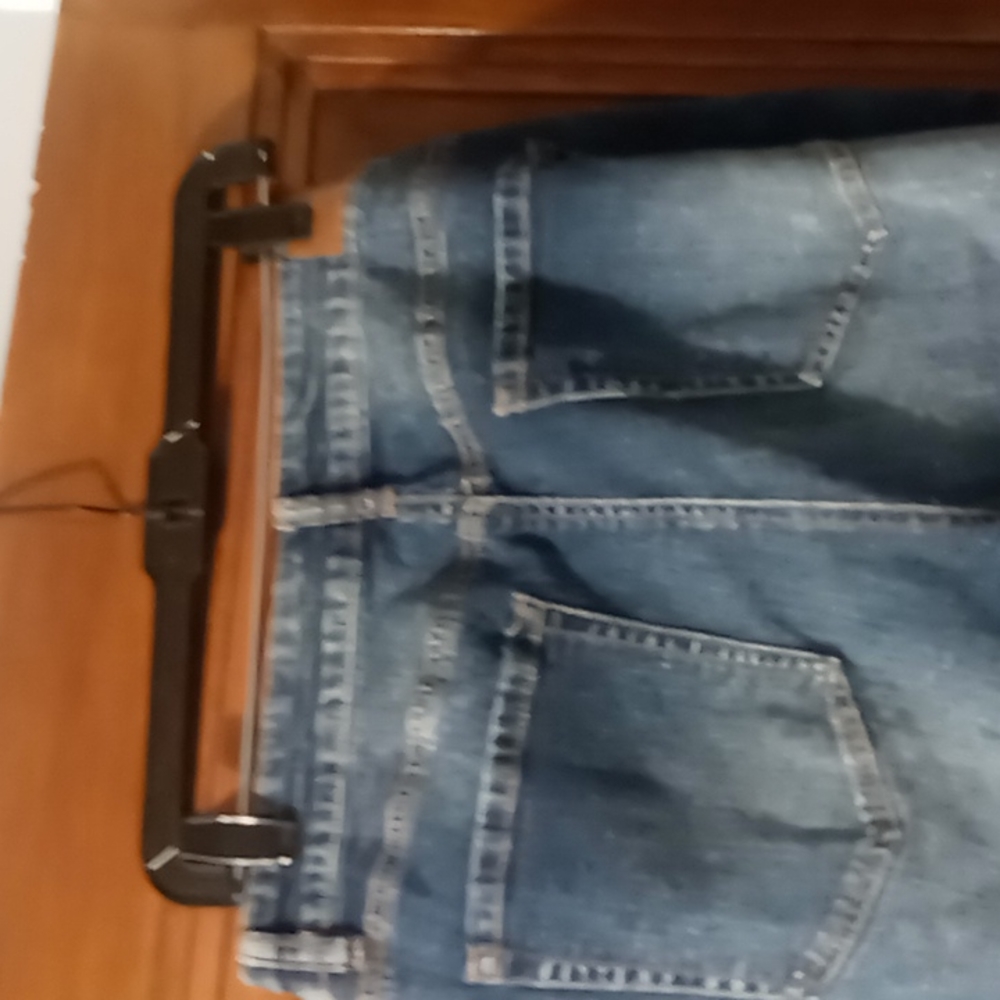 Jeans - Picture 2 of 4